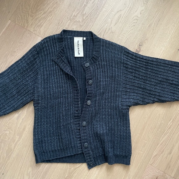 100% Merino Wool Cardigan - Picture 15 of 16